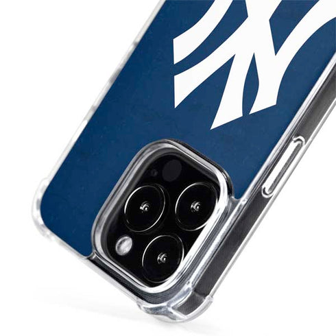 MLB New York Yankees - Solid Distressed iPhone 13 Pro Max MagSafe Case