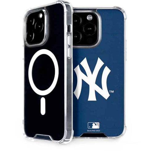 MLB New York Yankees - Solid Distressed iPhone 15 Pro MagSafe Case