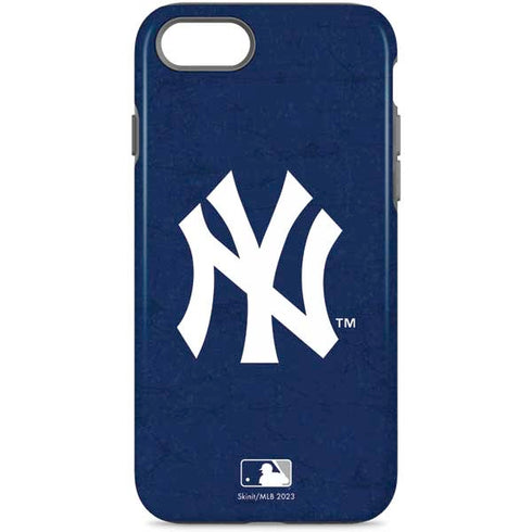 MLB New York Yankees - Solid Distressed iPhone 7 Pro Case