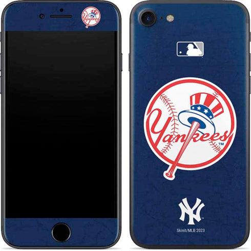 MLB New York Yankees - Solid Distressed iPhone SE (2nd & 3rd Gen) Skin
