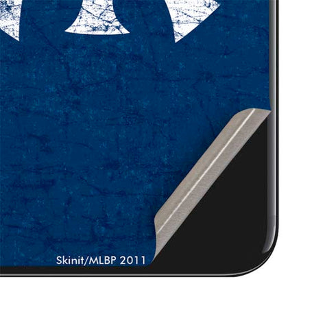 MLB New York Yankees - Solid Distressed iPhone SE (2nd & 3rd Gen) Skin