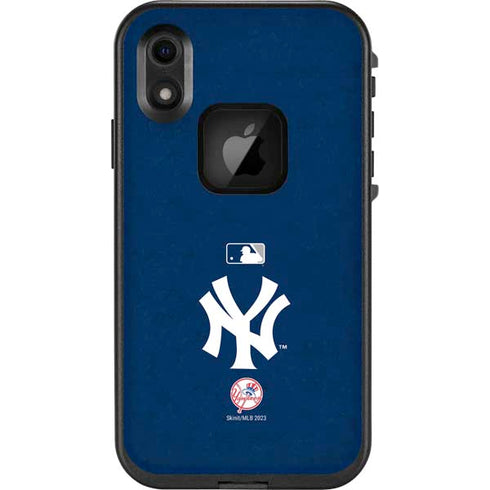MLB New York Yankees - Solid Distressed LifeProof Fre iPhone Skin