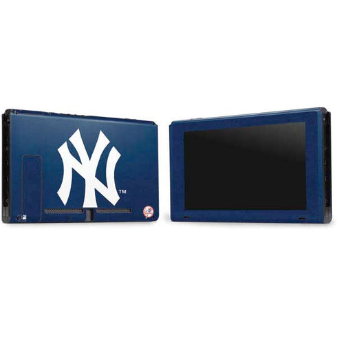 MLB New York Yankees - Solid Distressed Nintendo Switch Bundle Skin