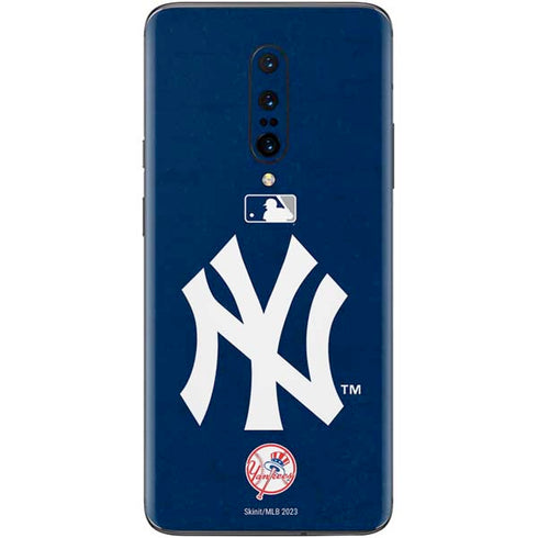 MLB New York Yankees - Solid Distressed OnePlus 7 Pro Skin