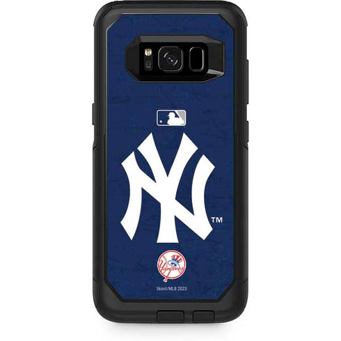 MLB New York Yankees - Solid Distressed Otterbox Commuter Galaxy Skin