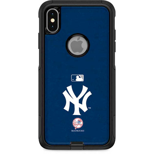 MLB New York Yankees - Solid Distressed Otterbox Commuter iPhone Skin