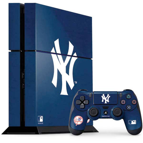 MLB New York Yankees - Solid Distressed PS4 Console and Controller Bundle Skin