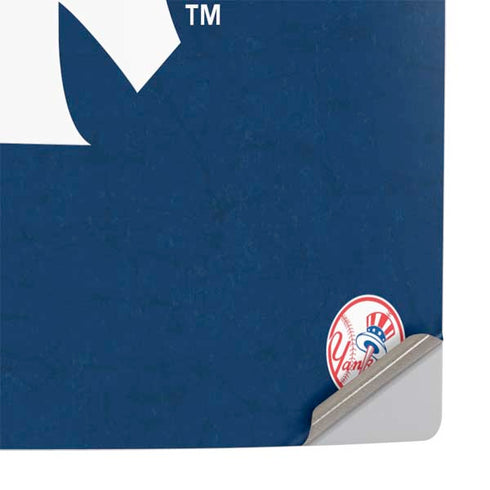 MLB New York Yankees - Solid Distressed PS5 Console Skin