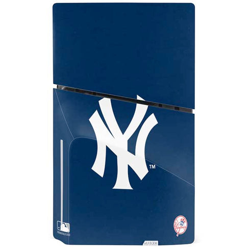 MLB New York Yankees - Solid Distressed PS5 Slim Disk Bundle Skin