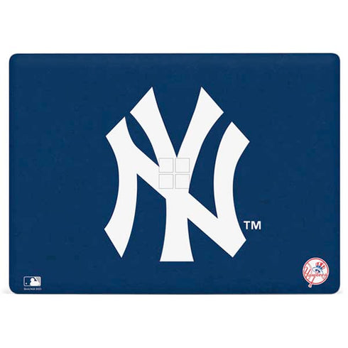 MLB New York Yankees - Solid Distressed Surface Laptop 2 Skin
