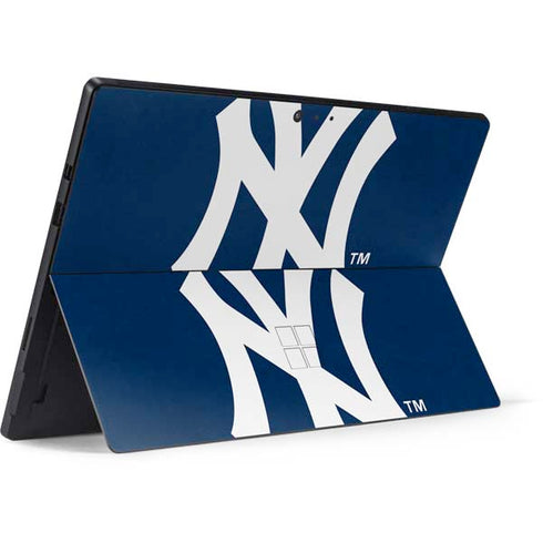 MLB New York Yankees - Solid Distressed Surface Pro 6 Skin