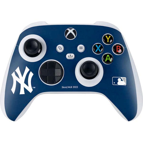 MLB New York Yankees - Solid Distressed Xbox Series S Controller Skin