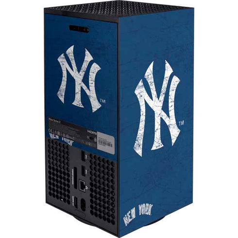 MLB New York Yankees - Solid Distressed Xbox Series X Bundle Skin