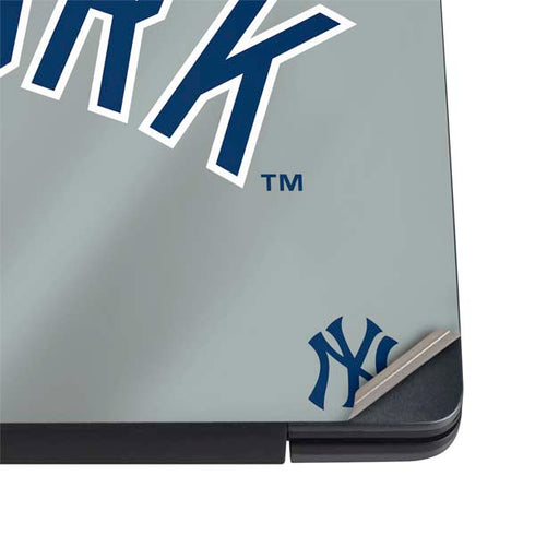 MLB New York Yankees Alternate/Away Jersey Dell Vostro Skin