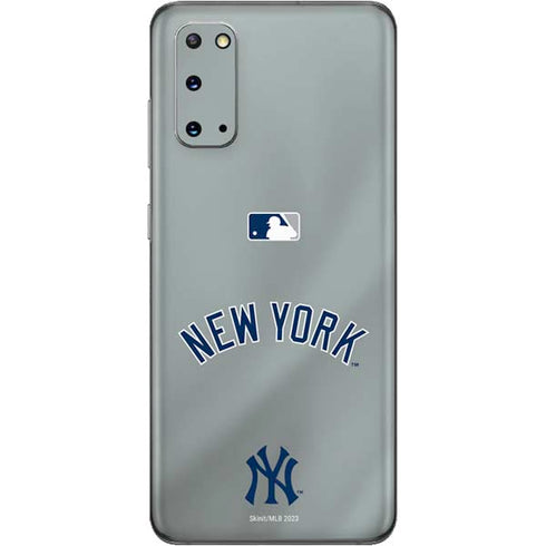 MLB New York Yankees Alternate/Away Jersey Galaxy S20 Skin