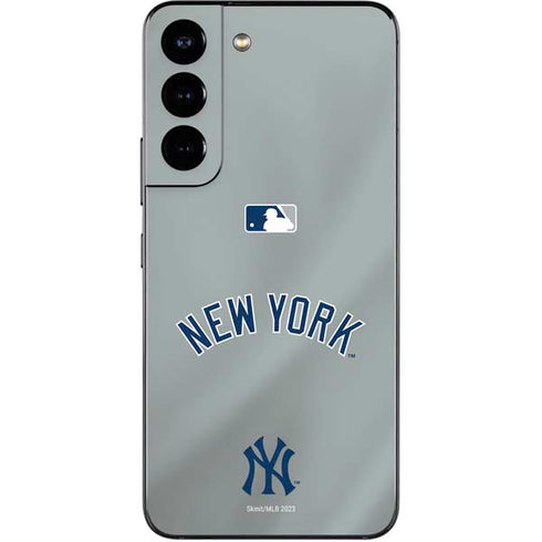 MLB New York Yankees Alternate/Away Jersey Galaxy S22 Skin