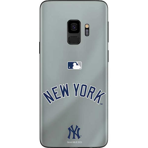 MLB New York Yankees Alternate/Away Jersey Galaxy S9 Skin