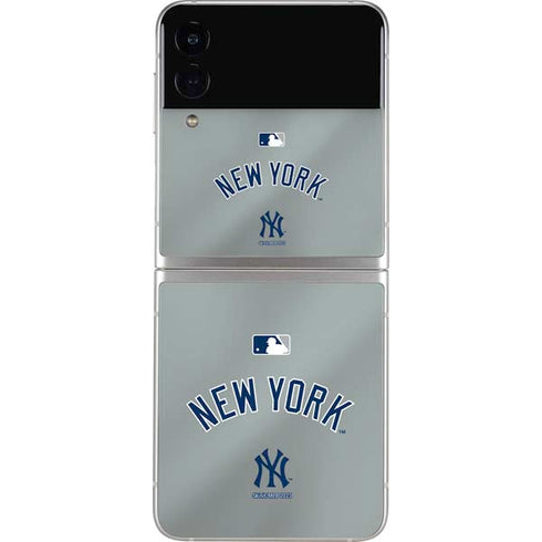 MLB New York Yankees Alternate/Away Jersey Galaxy Z Flip4 5G Skin