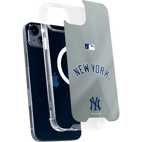 MLB New York Yankees Alternate/Away Jersey iPhone 14 Plus MagSafe Case