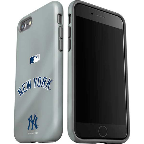 MLB New York Yankees Alternate/Away Jersey iPhone SE (2nd & 3rd Gen) Pro Case