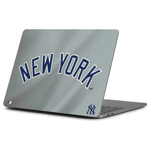 MLB New York Yankees Alternate/Away Jersey Apple MacBook Pro 13-inch Skin