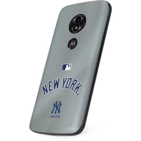 MLB New York Yankees Alternate/Away Jersey Moto E5 Play Skin
