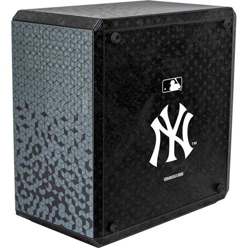 MLB New York Yankees Dark Wash Cooler Master MasterBox Q300L Mini Tower Skin