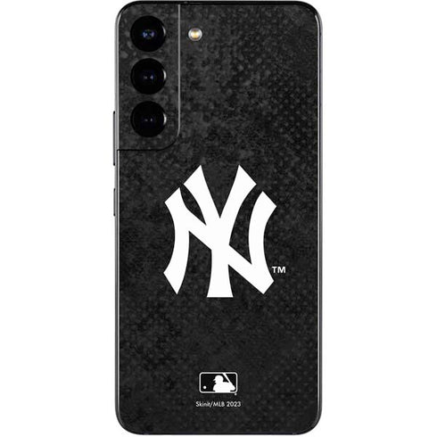 MLB New York Yankees Dark Wash Galaxy S22 Skin