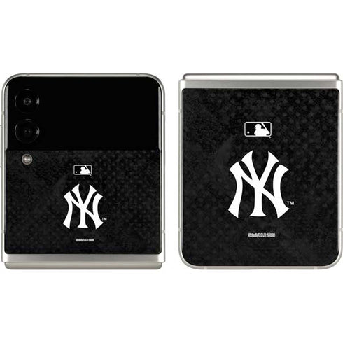 MLB New York Yankees Dark Wash Galaxy Z Flip3 5G Skin