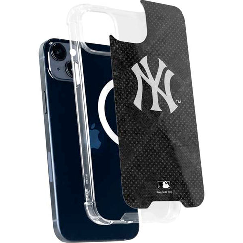 MLB New York Yankees Dark Wash iPhone 13 MagSafe Case