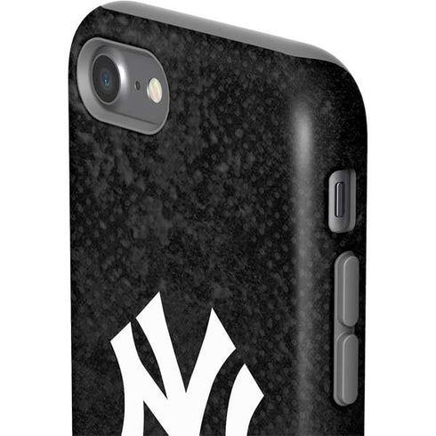 MLB New York Yankees Dark Wash iPhone SE (2nd & 3rd Gen) Pro Case