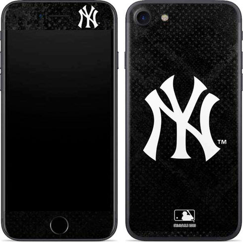 MLB New York Yankees Dark Wash iPhone SE (2nd & 3rd Gen) Skin
