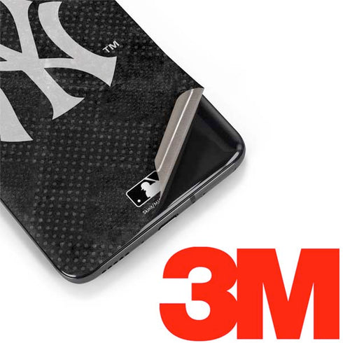 MLB New York Yankees Dark Wash OnePlus 7 Pro Skin