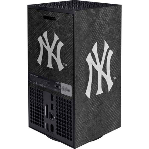 MLB New York Yankees Dark Wash Xbox Series X Bundle Skin
