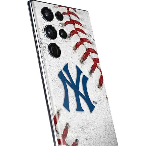 MLB New York Yankees Game Ball Galaxy S22 Ultra Skin