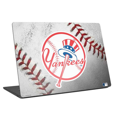 MLB New York Yankees Game Ball Universal Laptop 16.6in (13.4 x 9.7in) Skin