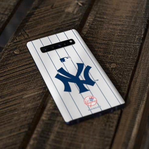 MLB New York Yankees Home Jersey Galaxy S10 Skin
