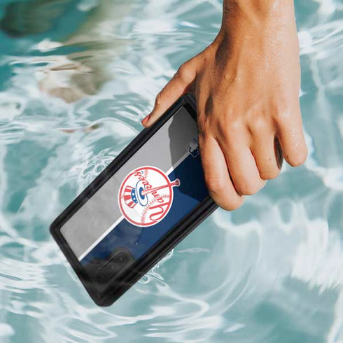 MLB New York Yankees Split Galaxy Note 10 Waterproof Case