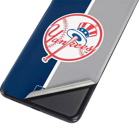 MLB New York Yankees Split Galaxy S21 Plus 5G Skin