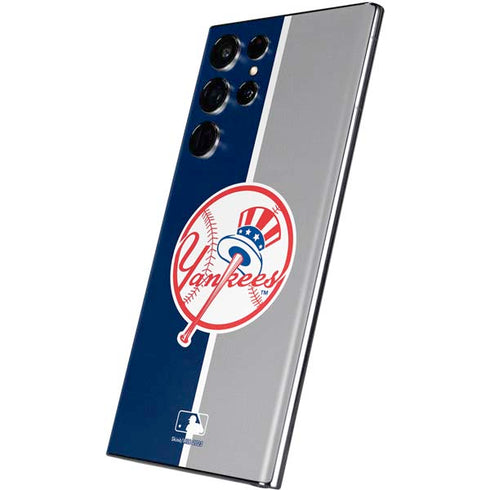 MLB New York Yankees Split Galaxy S22 Ultra Skin