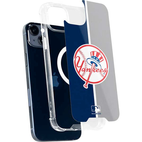 MLB New York Yankees Split iPhone 15 Plus MagSafe Case