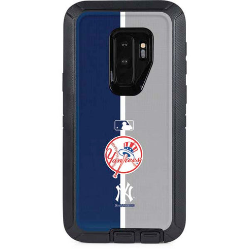 MLB New York Yankees Split Otterbox Defender Galaxy Skin