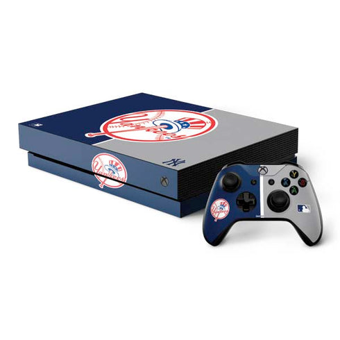MLB New York Yankees Split Xbox One X Bundle Skin
