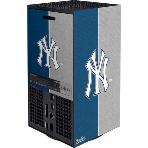 MLB New York Yankees Split Xbox Series X Bundle Skin