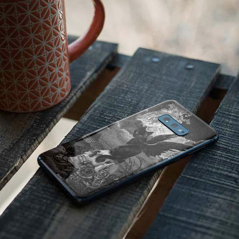 Alchemy Nine Lives of Poe Galaxy S10e Skin