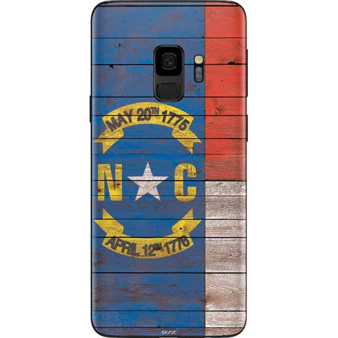 North Carolina Flag Dark Wood Galaxy S9 Skin