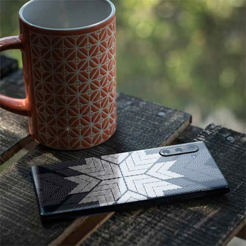 NYC Symmetric Flower Galaxy Note 10 Skin