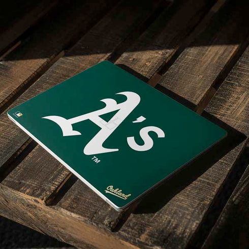 MLB Oakland Athletics - Solid Distressed Surface Laptop 2 Skin