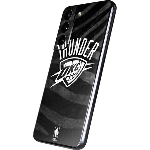NBA Oklahoma City Thunder Black Animal Print Galaxy S22 Skin