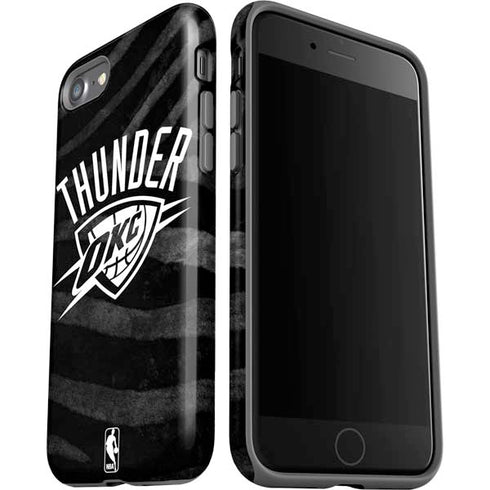 NBA Oklahoma City Thunder Black Animal Print iPhone SE (2nd & 3rd Gen) Pro Case